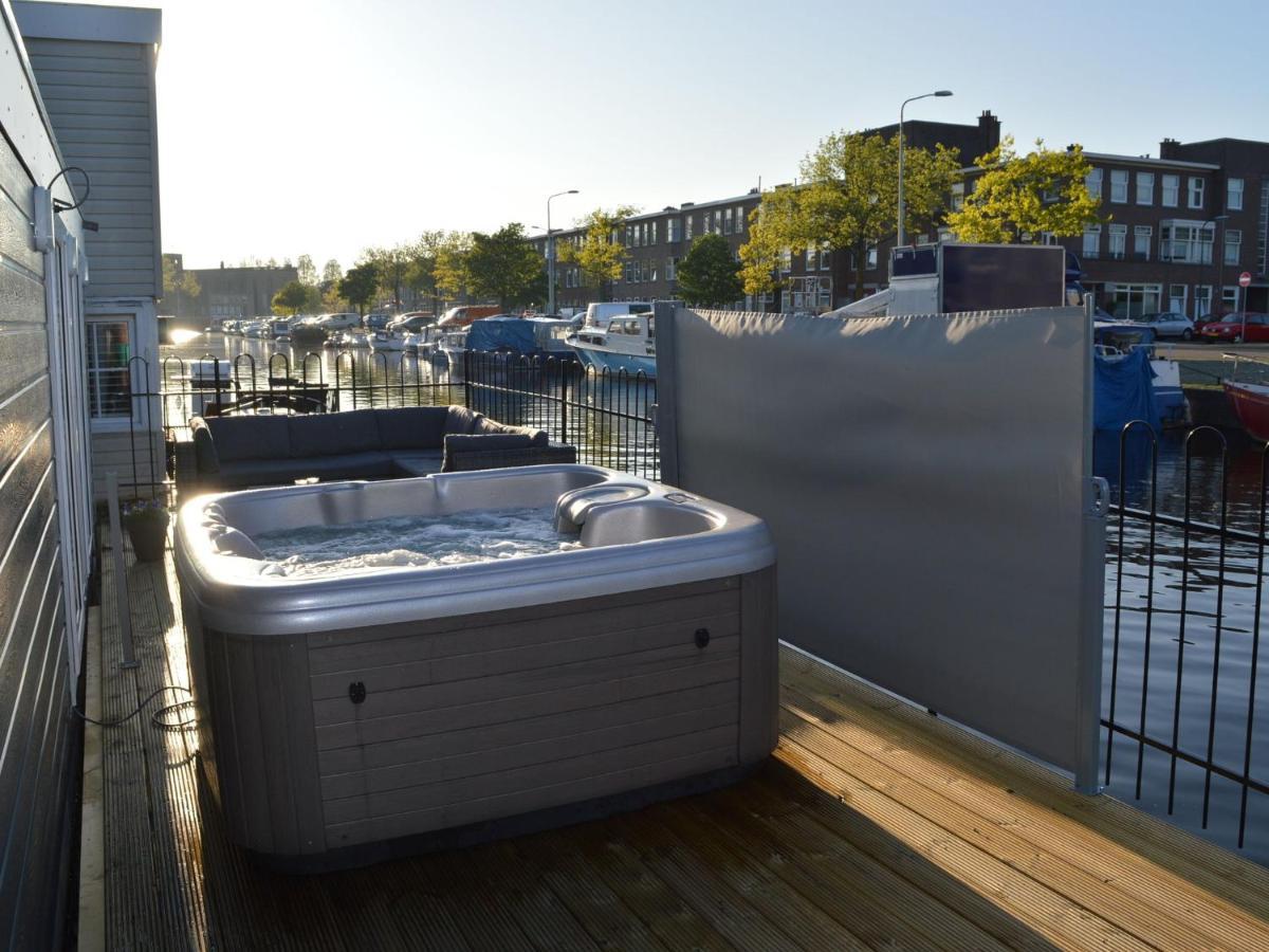Hotel Beautiful Houseboat With Terrace Jacuzzi Haga Zewnętrze zdjęcie