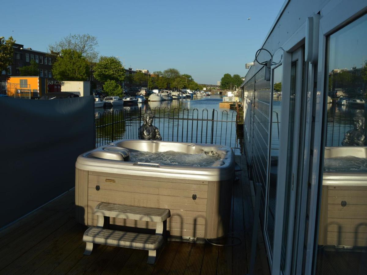 Hotel Beautiful Houseboat With Terrace Jacuzzi Haga Zewnętrze zdjęcie